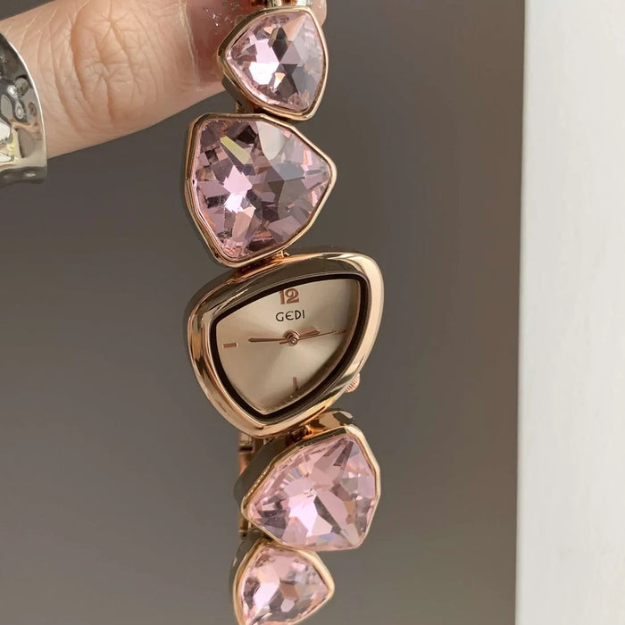 Black Crystal Timepiece: Irregular Design Chain Quartz Watch
